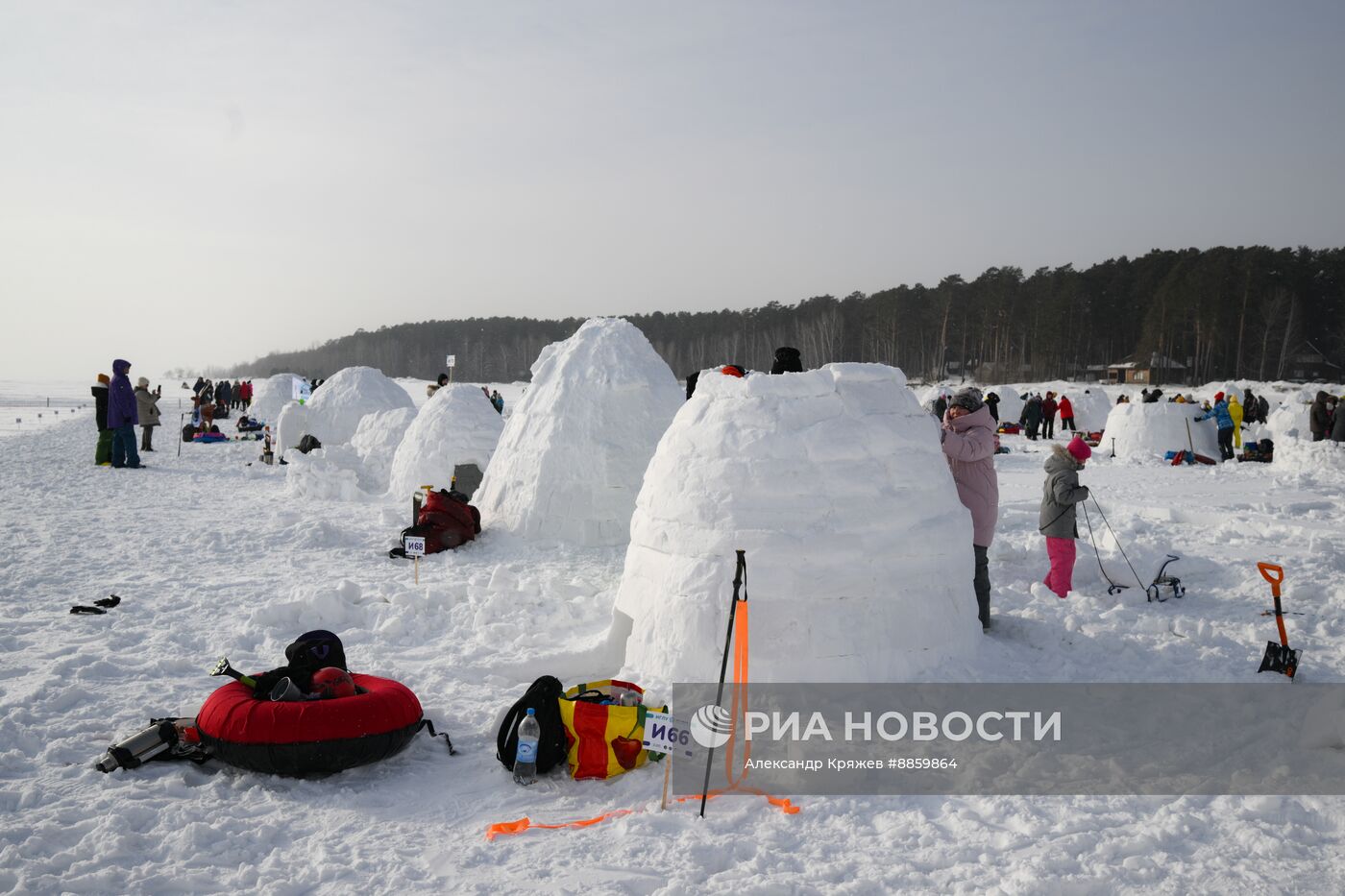 Фестиваль по строительству снежных хижин