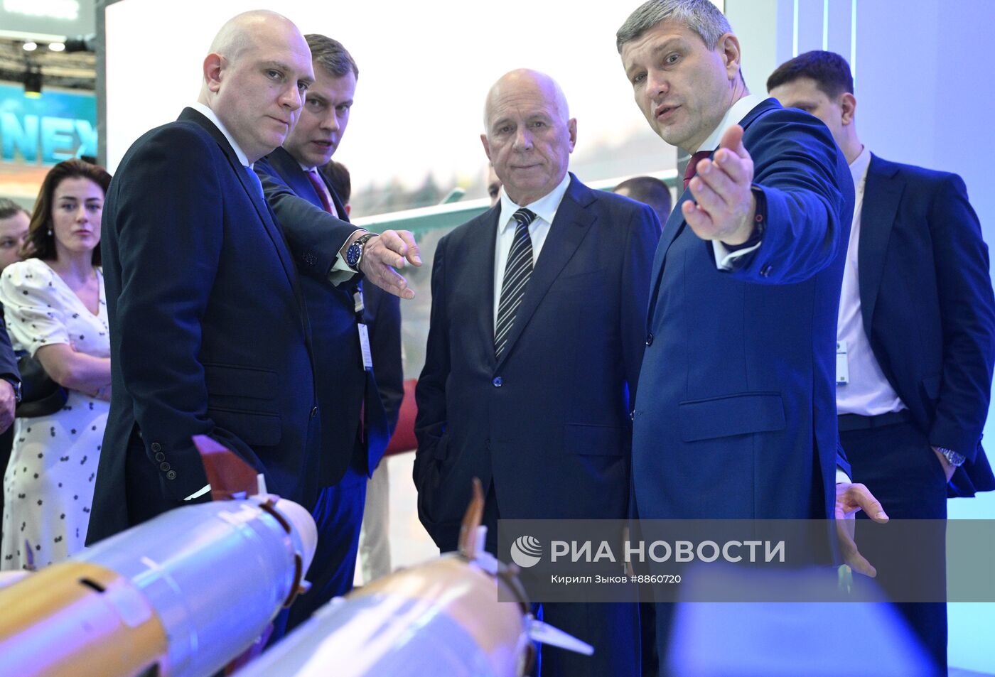 Выставка IDEX 2025 в ОАЭ