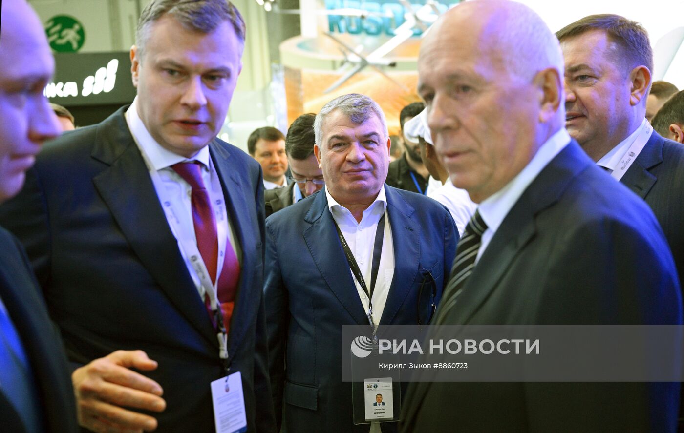 Выставка IDEX 2025 в ОАЭ