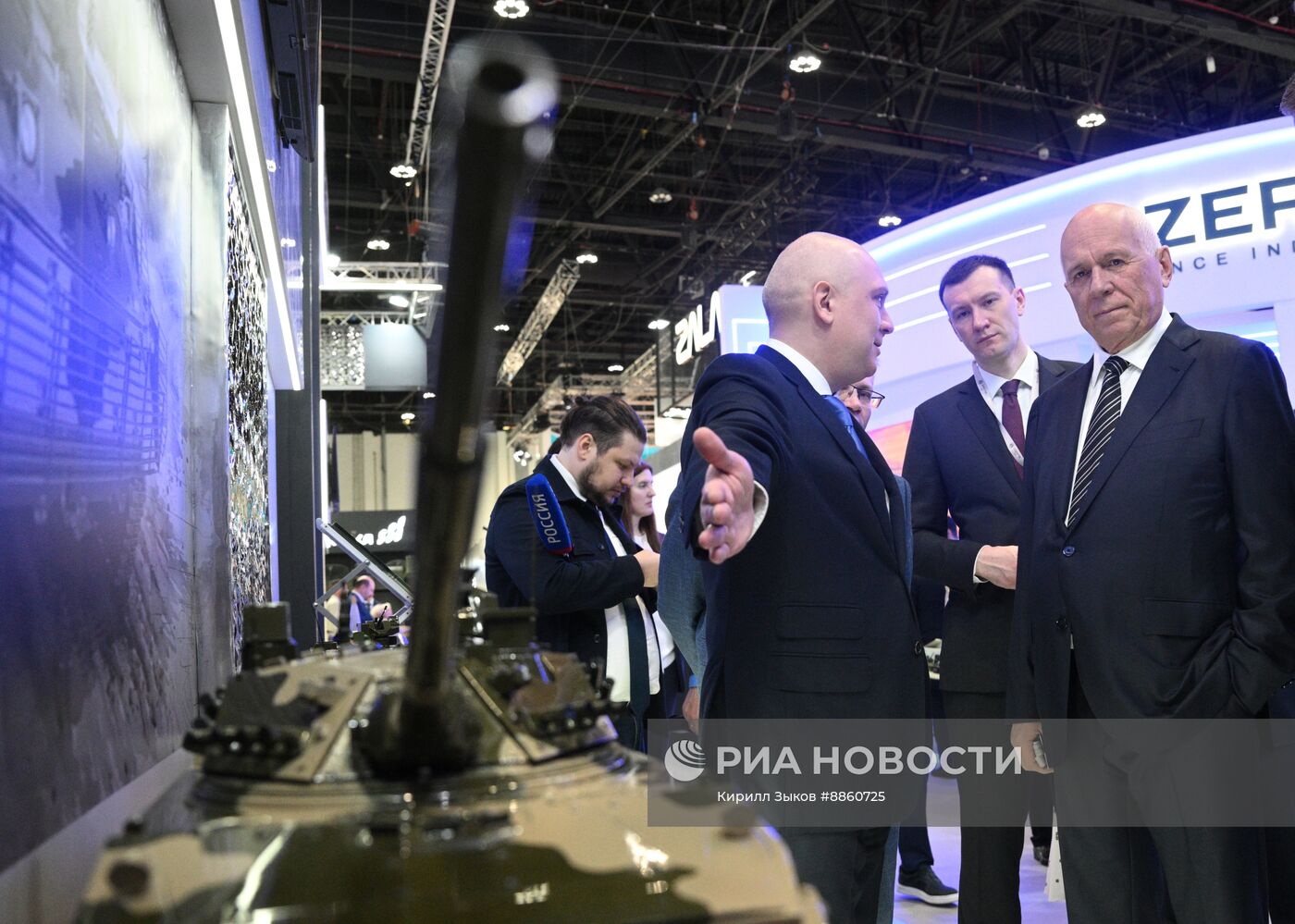 Выставка IDEX 2025 в ОАЭ