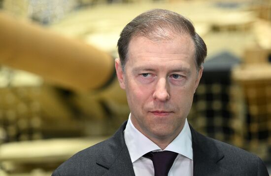 Выставка IDEX 2025 в ОАЭ