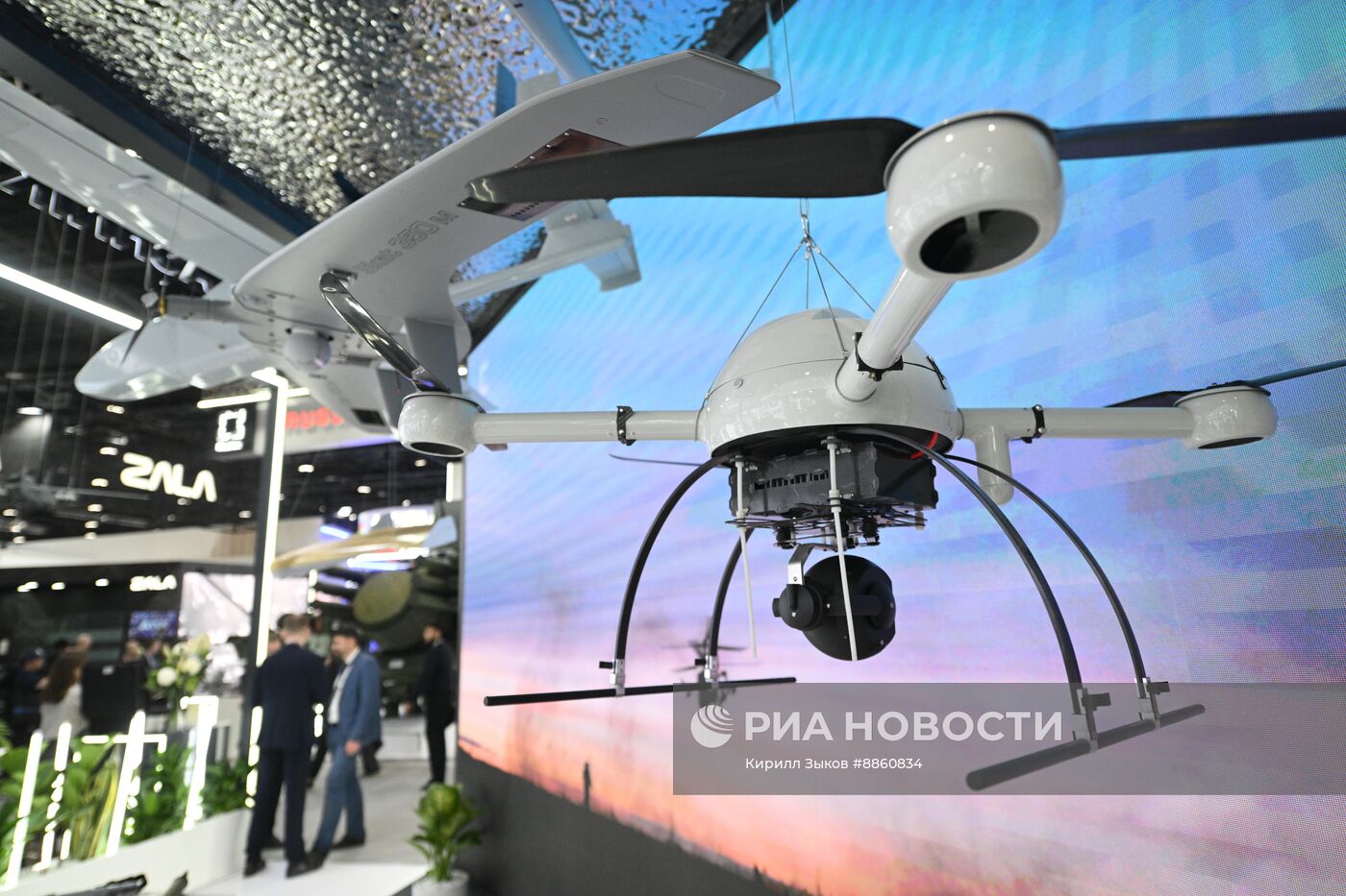 Выставка IDEX 2025 в ОАЭ