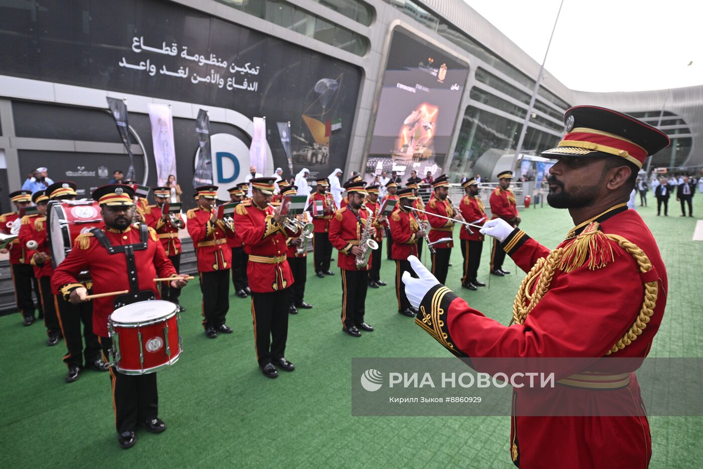 Выставка IDEX 2025 в ОАЭ