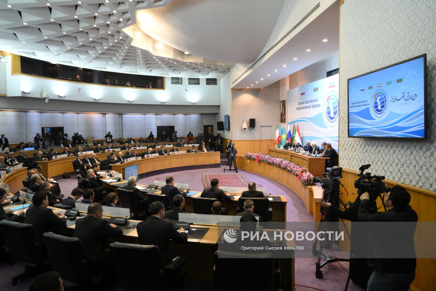 Рабочий визит вице-премьера РФ А. Оверчука в Иран