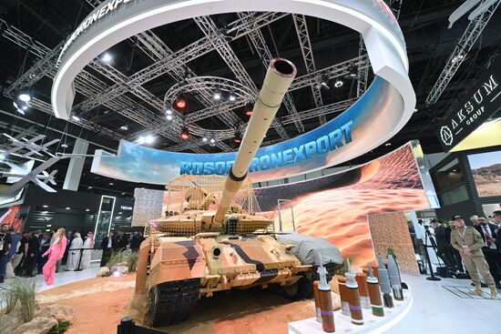 Новейшее российское вооружение на выставке IDEX 2025 в ОАЭ