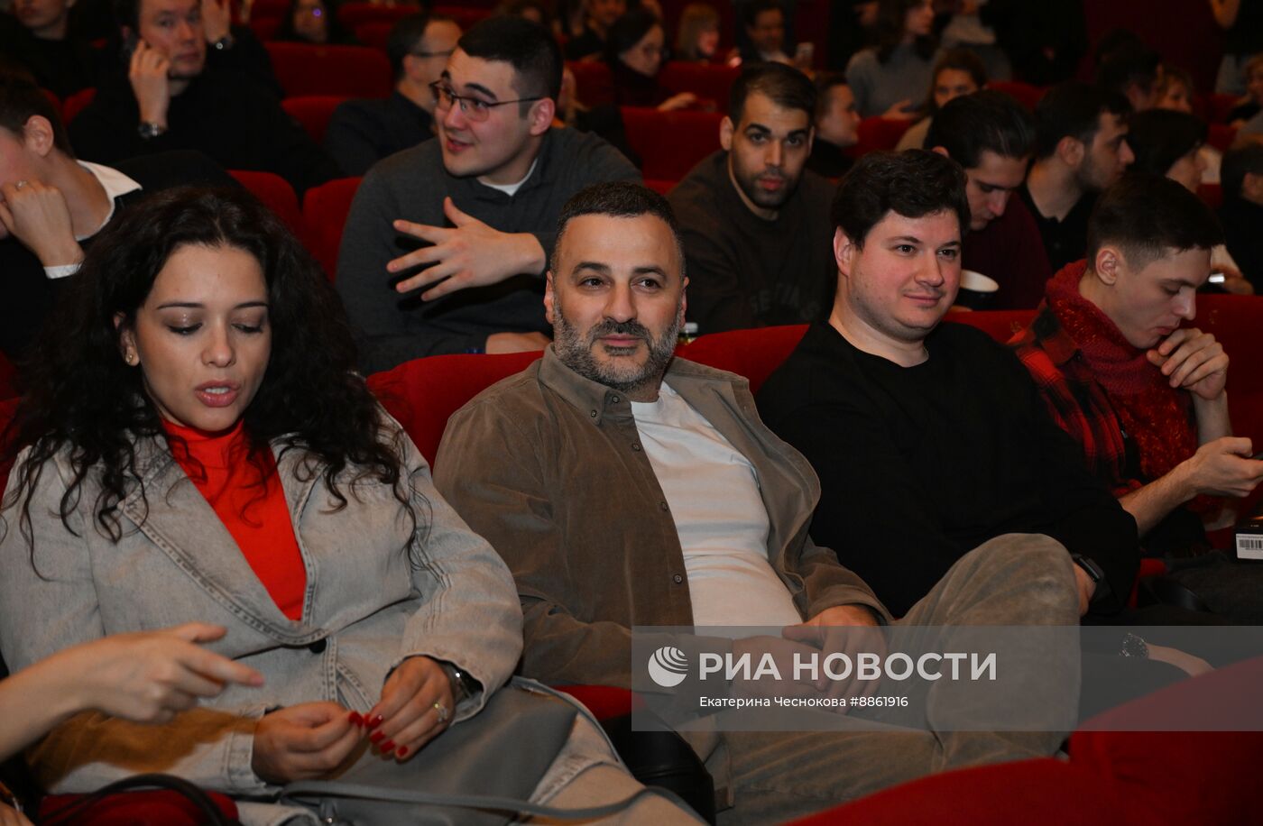 Премьера фильма "Красный шелк"