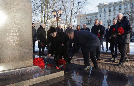 Рабочая поездка президента РФ В. Путина в Санкт-Петербург 