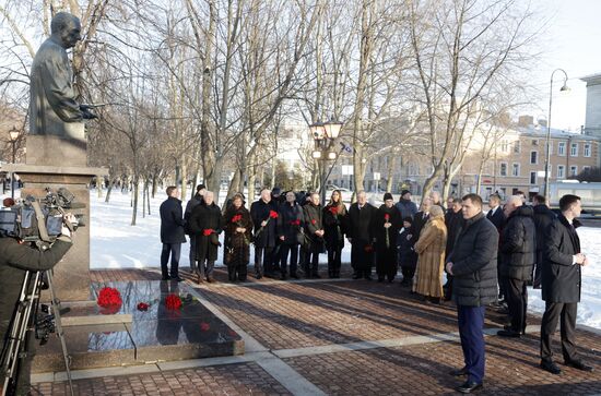 Рабочая поездка президента РФ В. Путина в Санкт-Петербург 