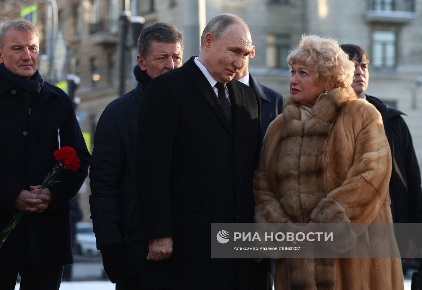 Рабочая поездка президента РФ В. Путина в Санкт-Петербург 