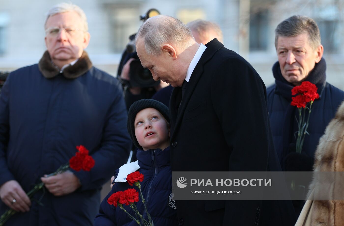 Рабочая поездка президента РФ В. Путина в Санкт-Петербург 