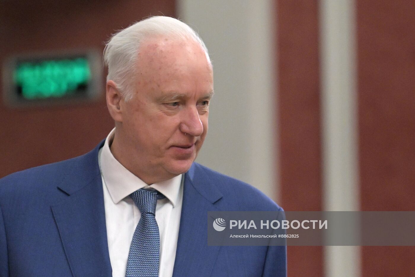 Президент Владимир Путин принял участие в совещании судей всех российских судов