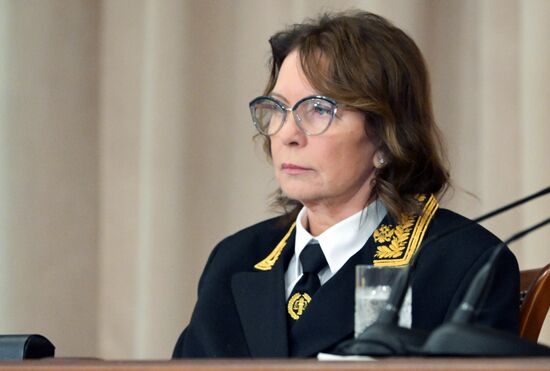 Президент Владимир Путин принял участие в совещании судей всех российских судов