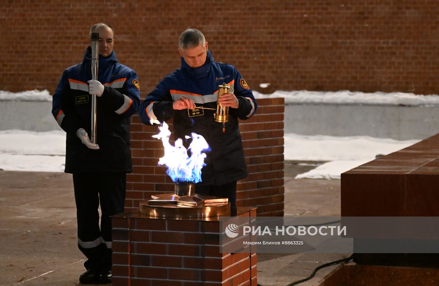 Профилактика горелки Вечного огня у Могилы Неизвестного солдата