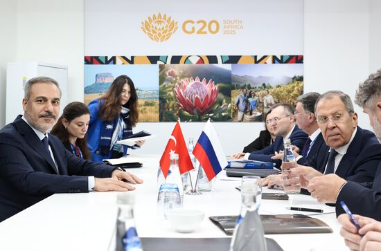 Визит главы МИД РФ С. Лаврова в ЮАР