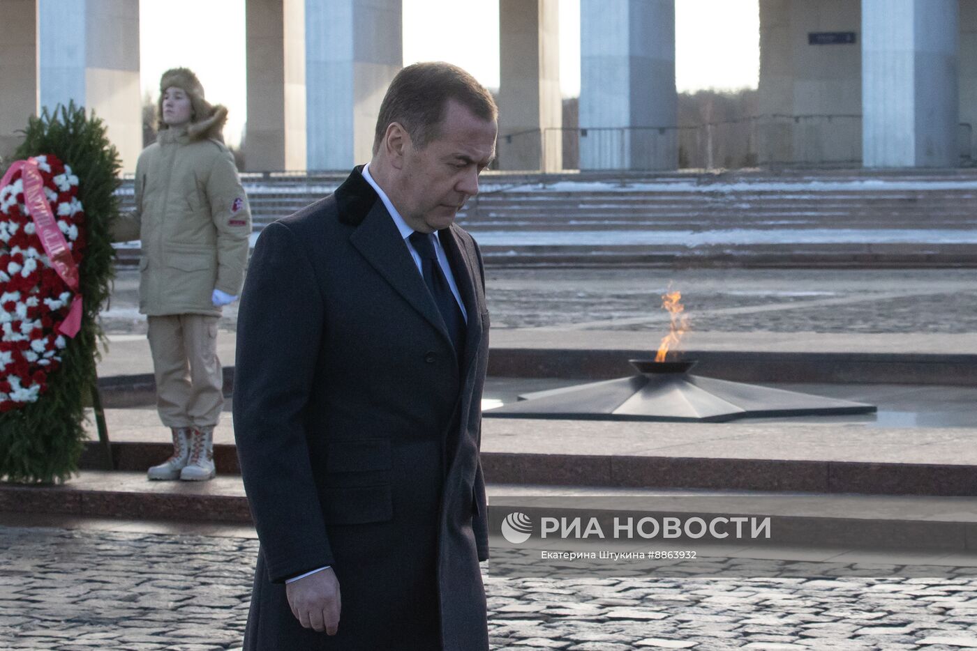 Зампред Совбеза РФ Д. Медведев встретился с ветеранами боевых действий разных поколений