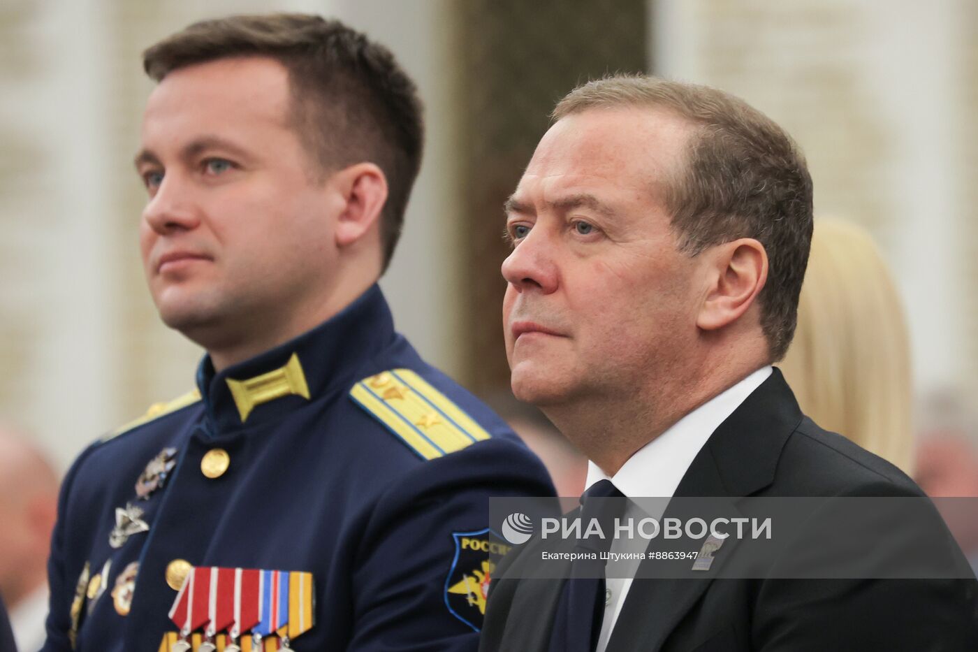 Зампред Совбеза РФ Д. Медведев встретился с ветеранами боевых действий разных поколений