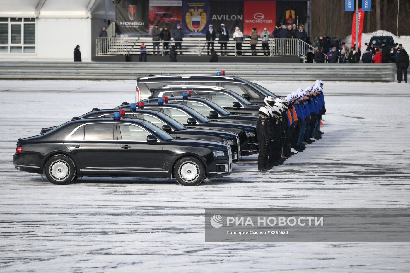 Соревнования по скоростному маневрированию водителей ФСО России