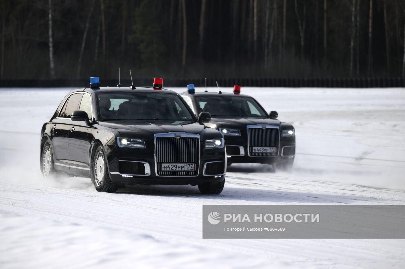 Соревнования по скоростному маневрированию водителей ФСО России