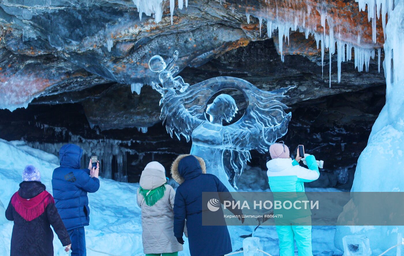 Фестиваль ледовой скульптуры Olkhon Ice Fest