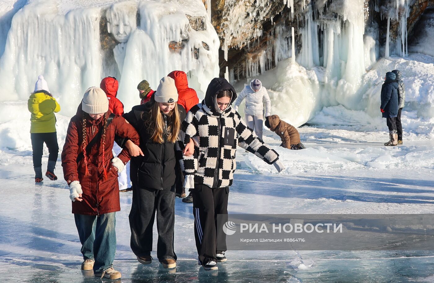 Фестиваль ледовой скульптуры Olkhon Ice Fest