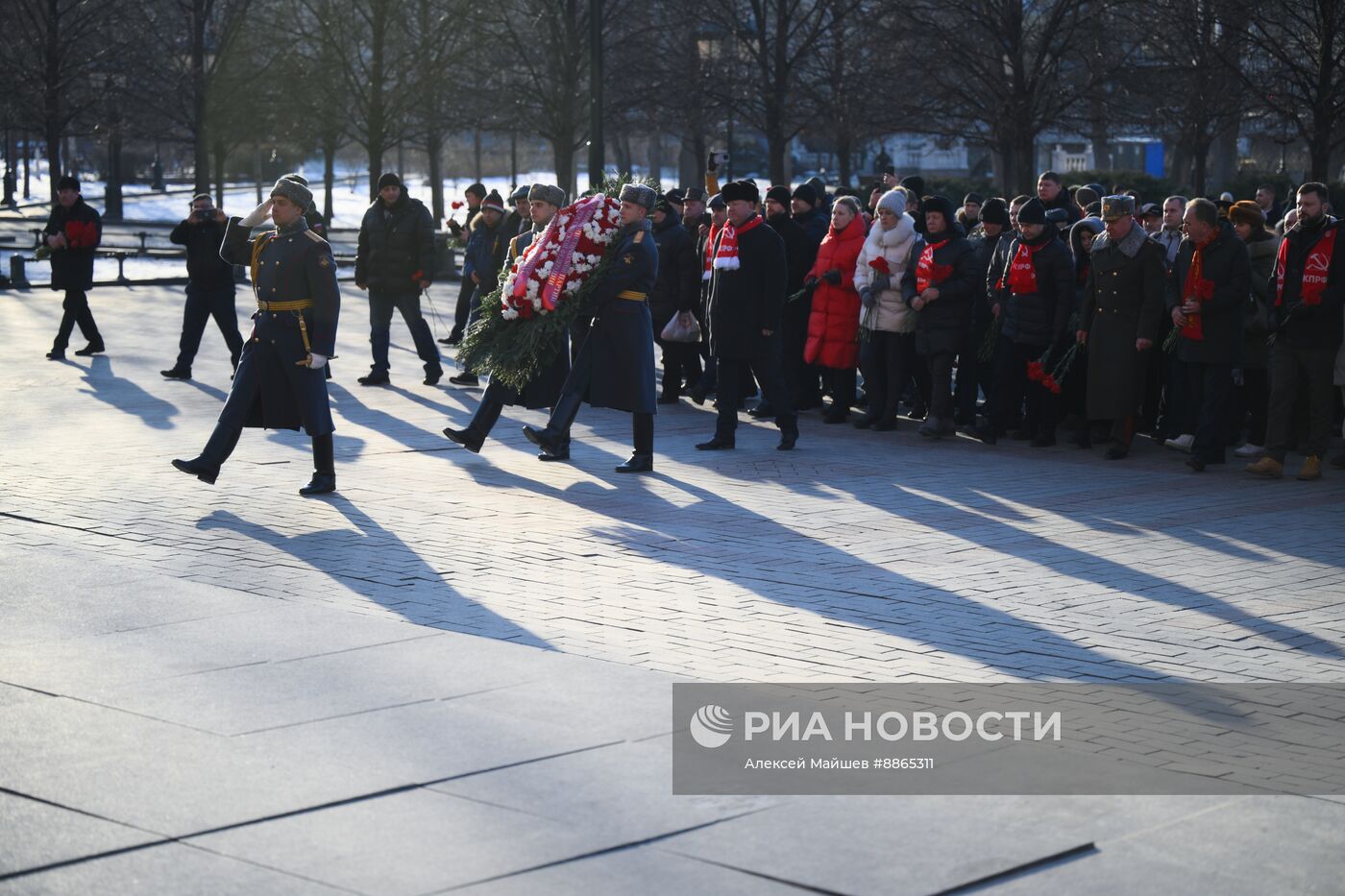 Мероприятия сторонников партии КПРФ в День защитника Отечества