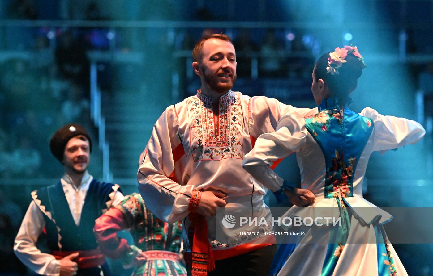 Праздничный концерт в День защитника Отечества 
