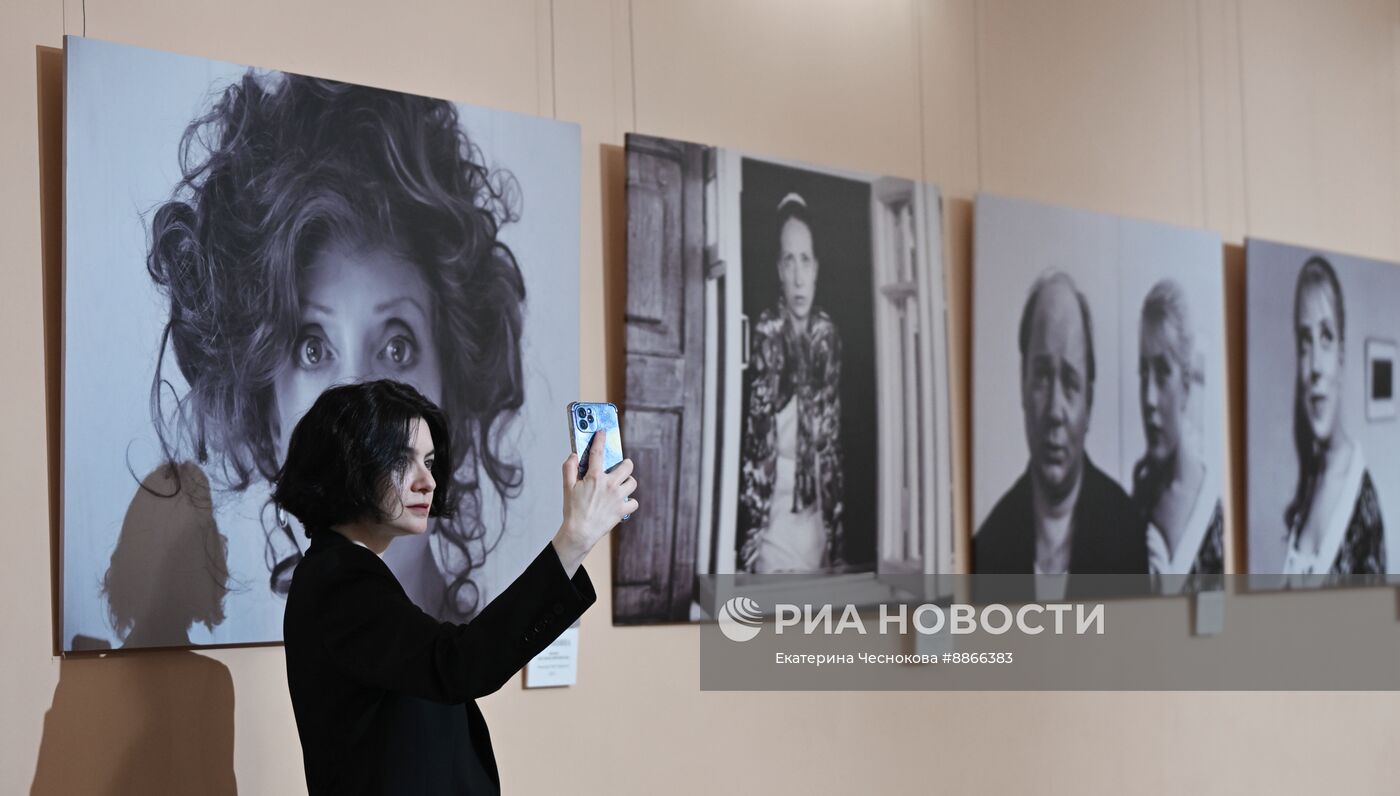 Спектакль "Я Вас люблю всю жизнь и каждый день"