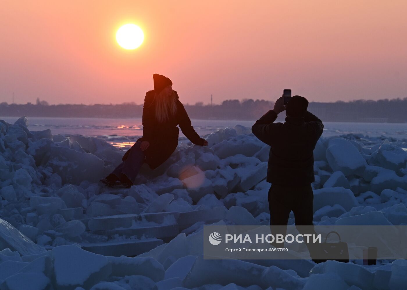 Торосы в Таганрогском заливе
