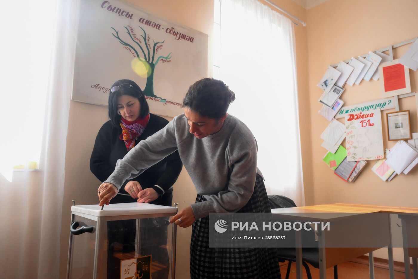 Подготовка избирательных участков к выборам президента Абхазии