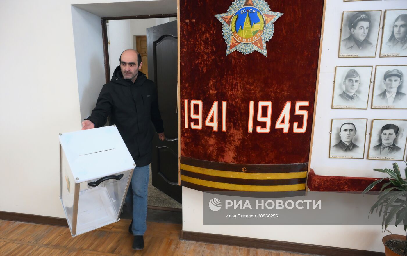 Подготовка избирательных участков к выборам президента Абхазии