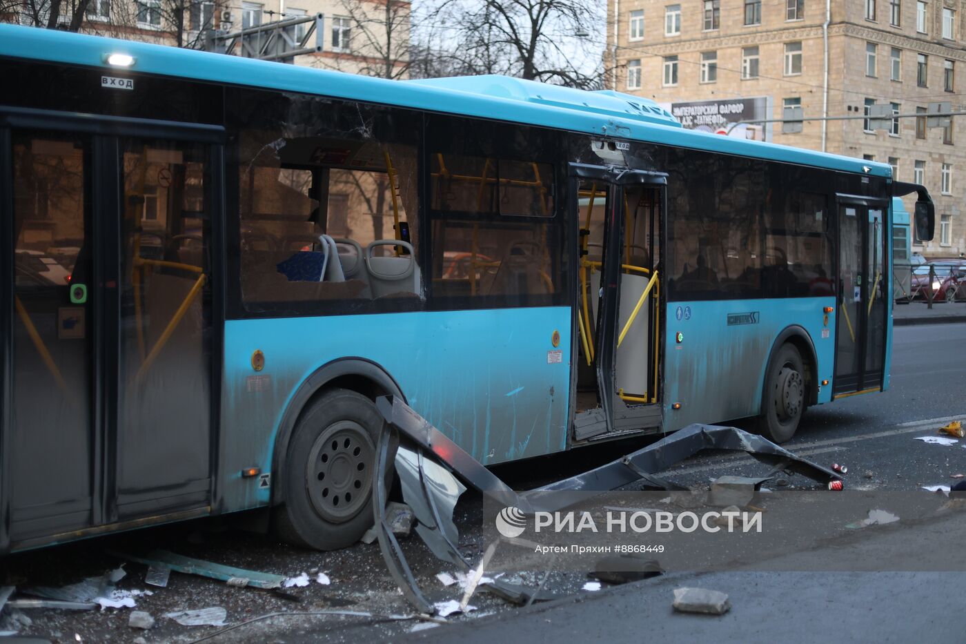 ДТП с участием автобуса в Санкт-Петербурге