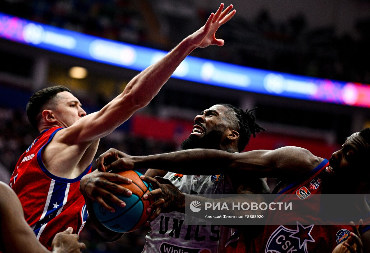 Баскетбол. Единая лига ВТБ. Матч ЦСКА - "УНИКС"