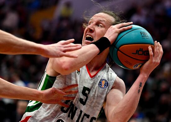 Баскетбол. Единая лига ВТБ. Матч ЦСКА - "УНИКС"