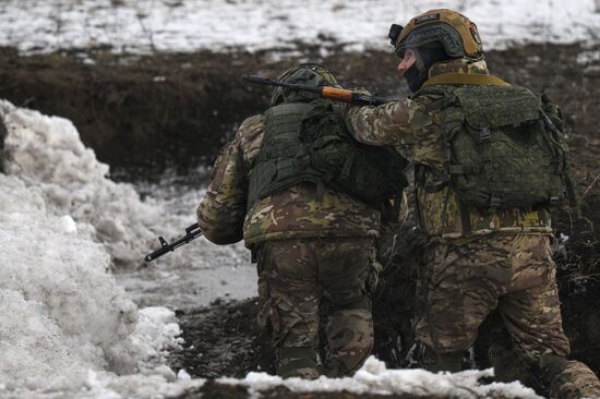 Боевая подготовка штурмовых групп ВДВ на одном из полигонов Луганского направления СВО