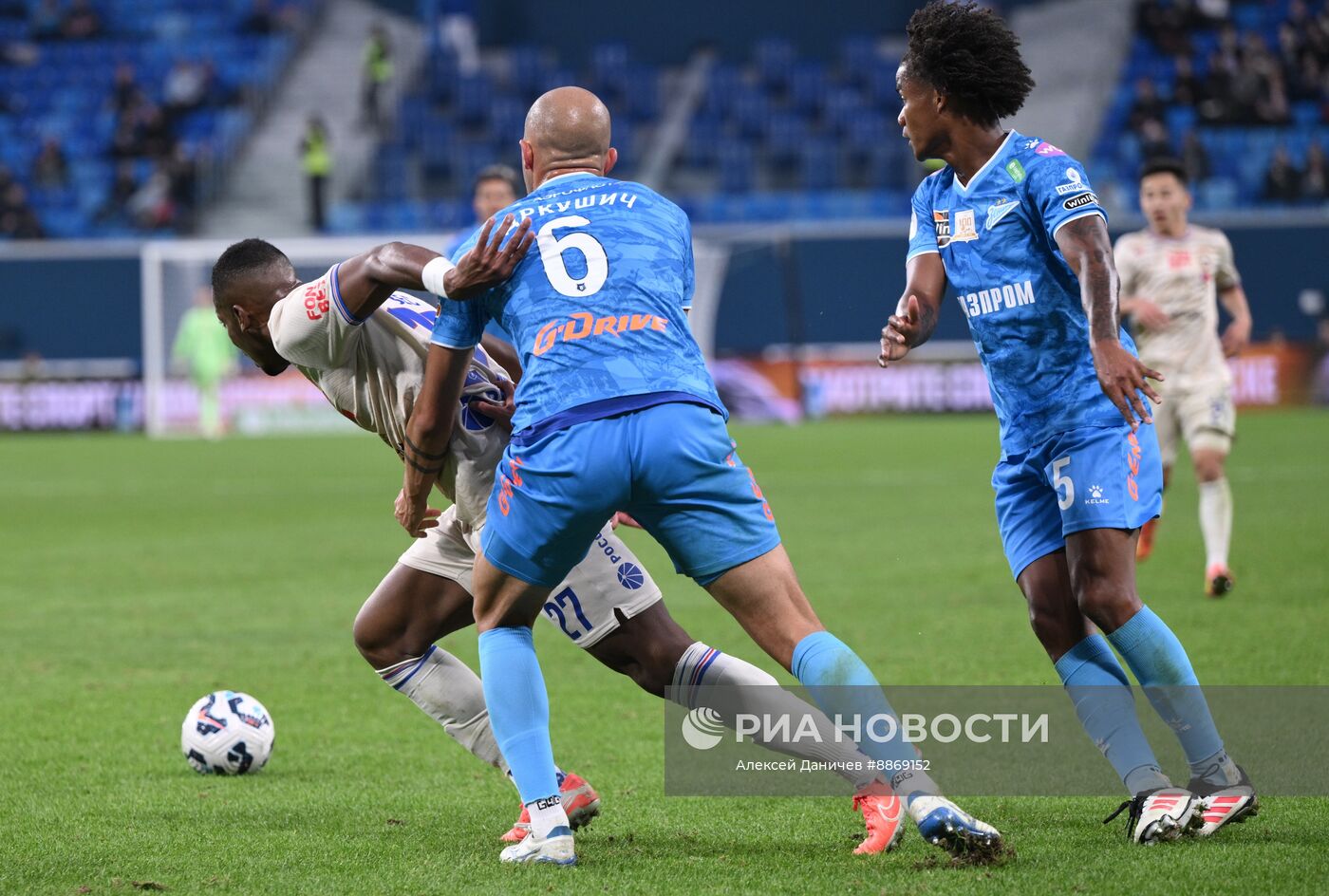 Футбол. РПЛ. Матч "Зенит" - ЦСКА