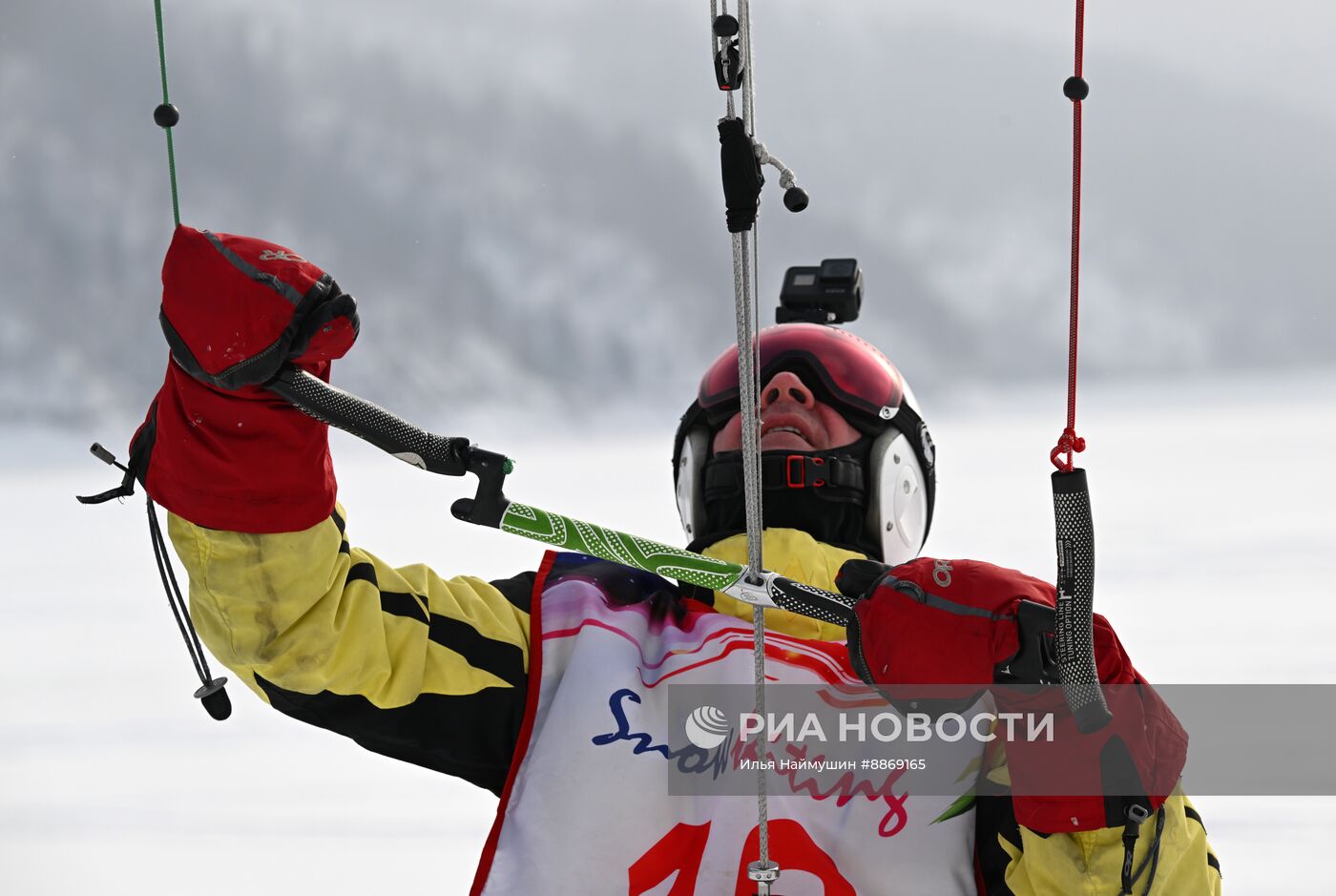 Соревнования по сноукайтингу