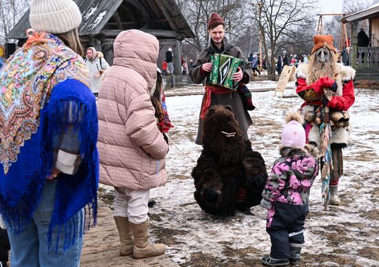 Празднование Масленицы в России