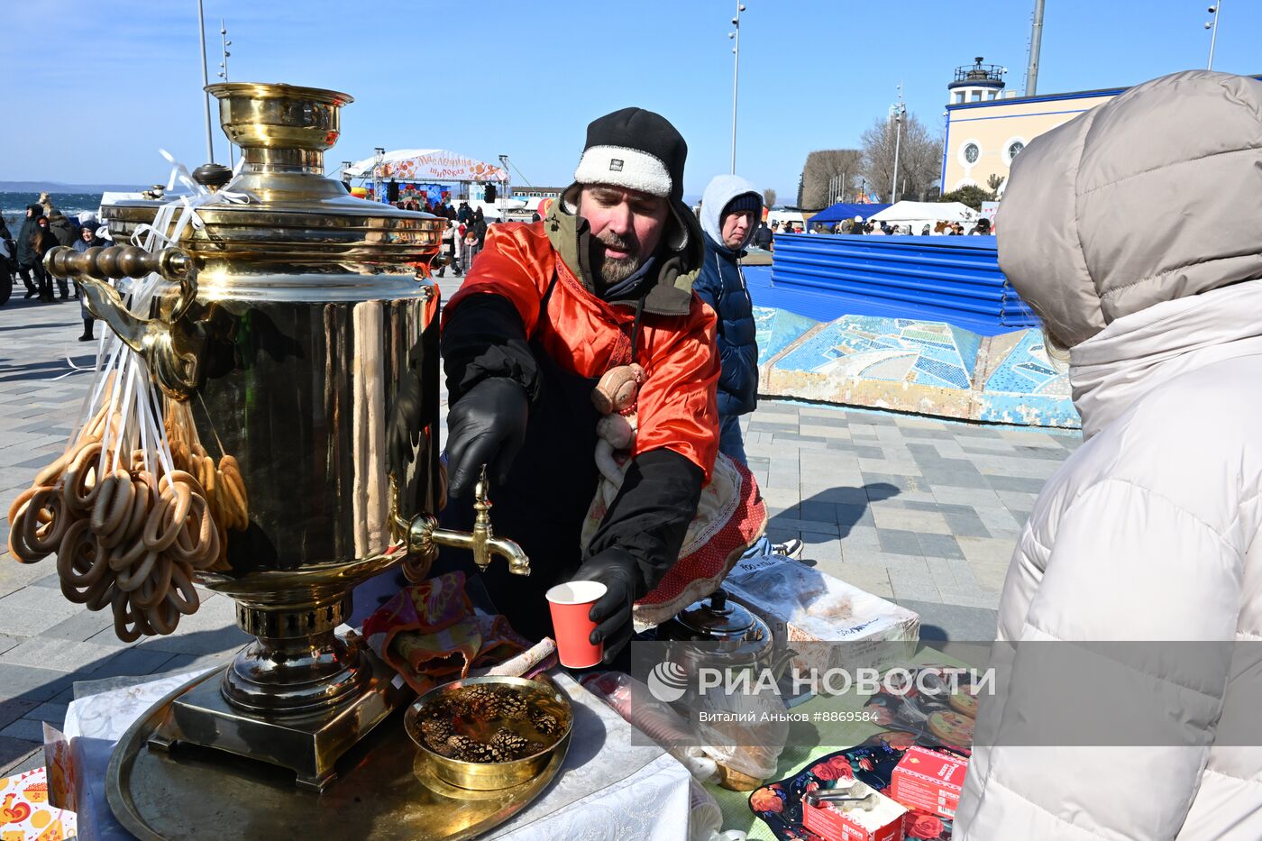 Празднование Масленицы в России