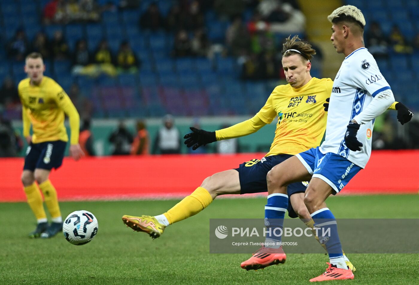 Футбол. РПЛ. Матч "Ростов" - "Динамо"