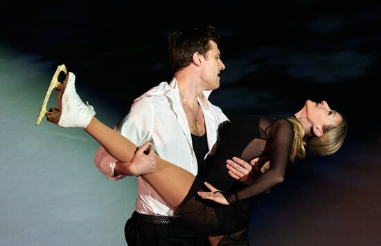 Синхронное катание на коньках 2025