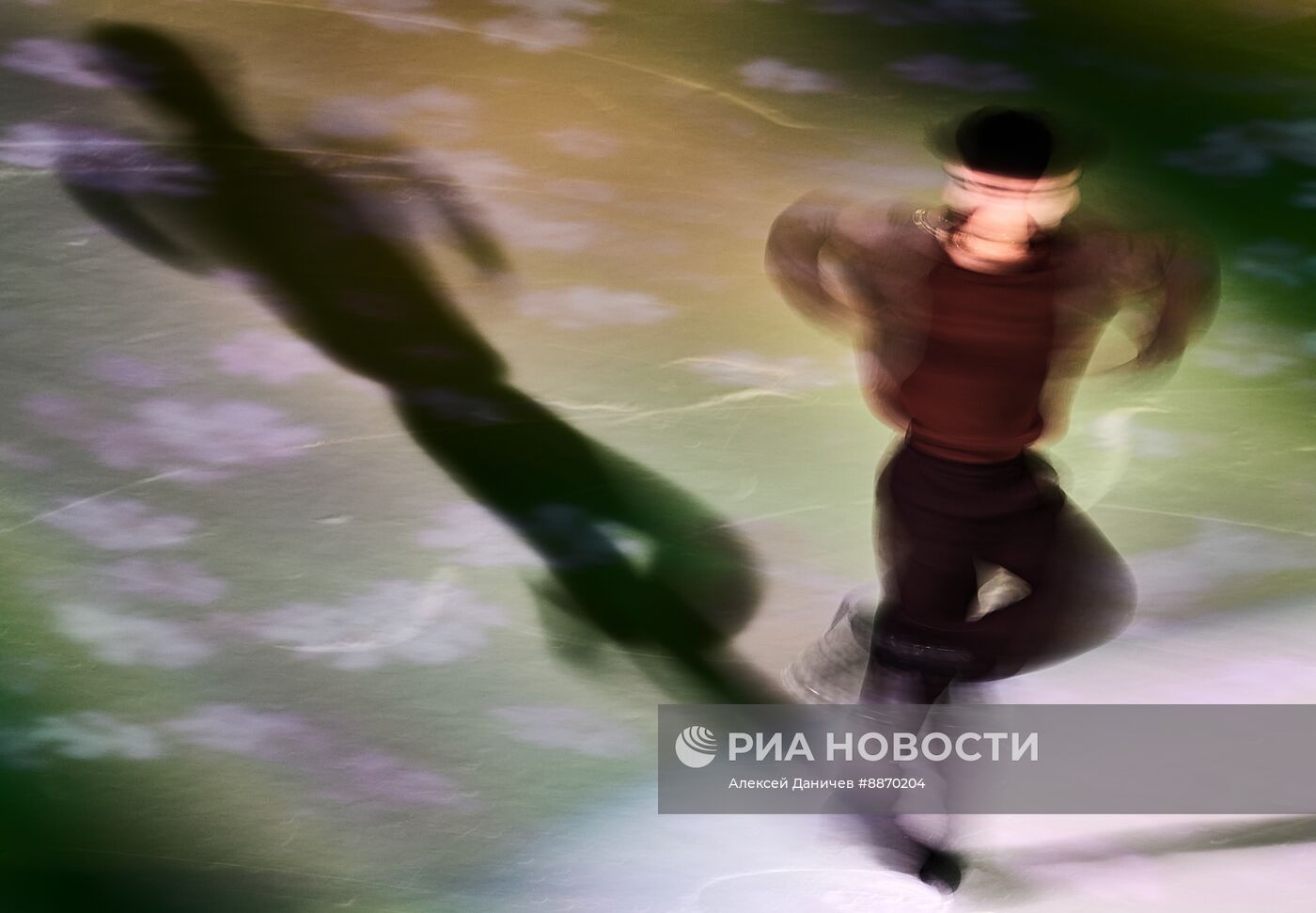 Синхронное катание на коньках 2025