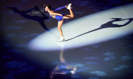 Синхронное катание на коньках 2025