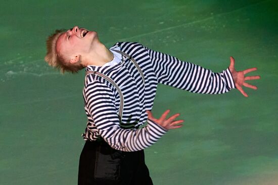 Синхронное катание на коньках 2025