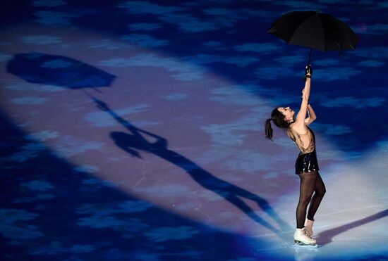 Синхронное катание на коньках 2025