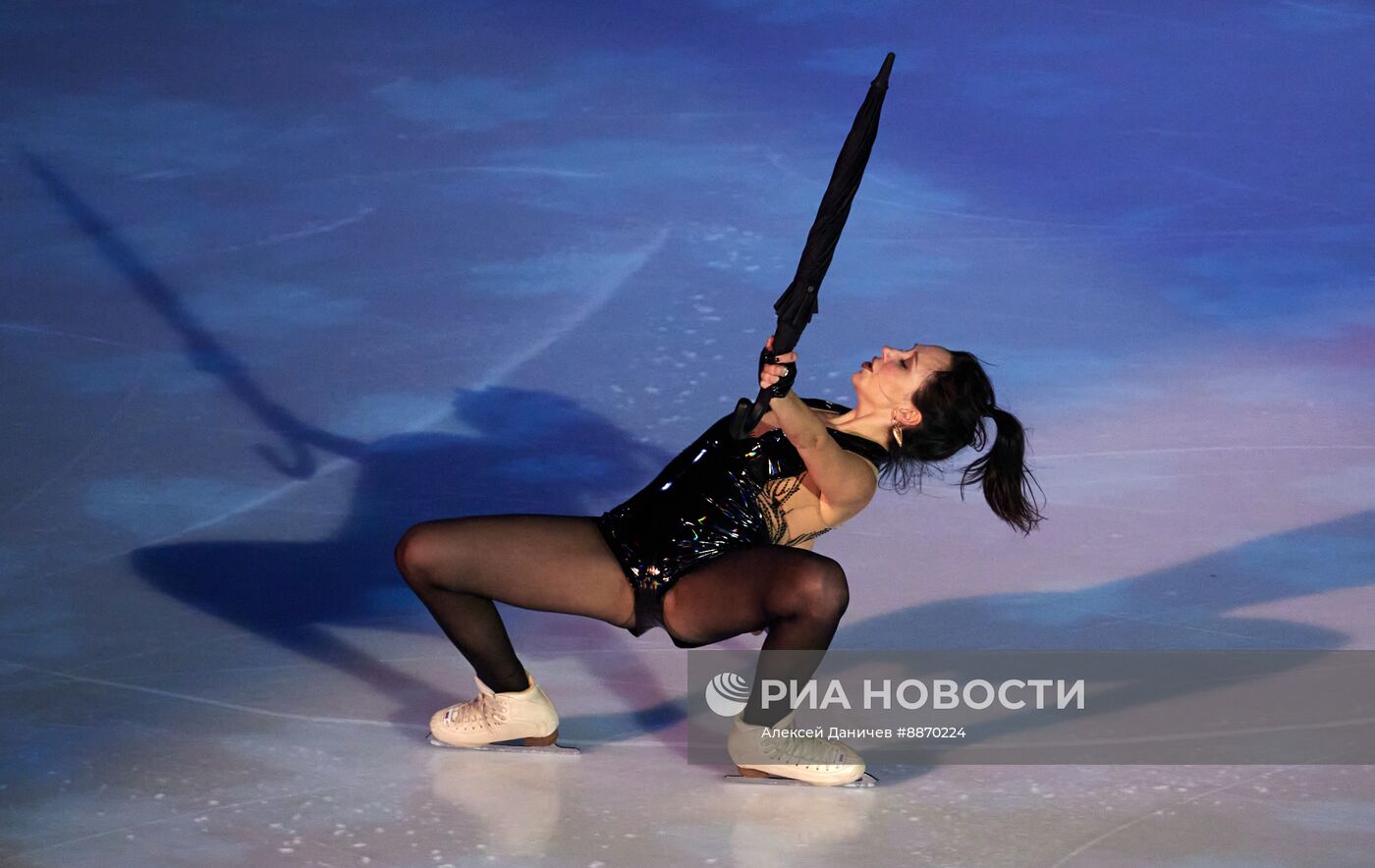 Синхронное катание на коньках 2025