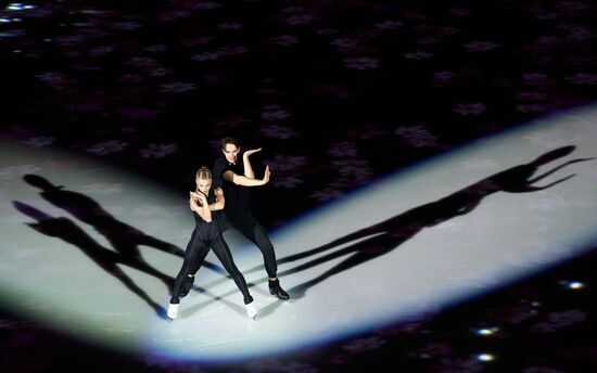 Синхронное катание на коньках 2025