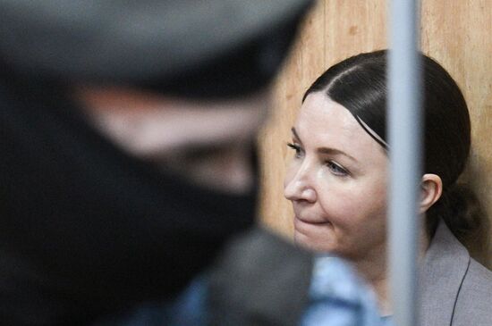 Оглашение приговора блогеру Е. Блиновской