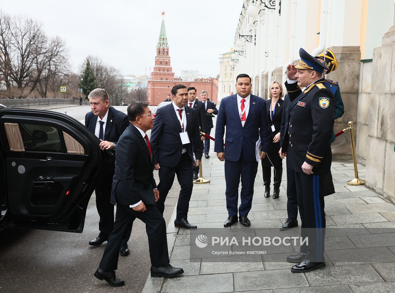 Президент Владимир Путин провёл встречу с премьер-министром Мьянмы М.А. Хлайном 