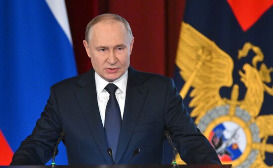 Президент Владимир Путин принял участие в ежегодном расширенном заседании коллегии МВД