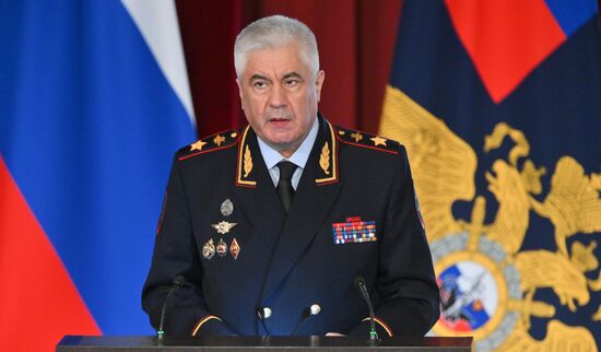 Президент Владимир Путин принял участие в ежегодном расширенном заседании коллегии МВД